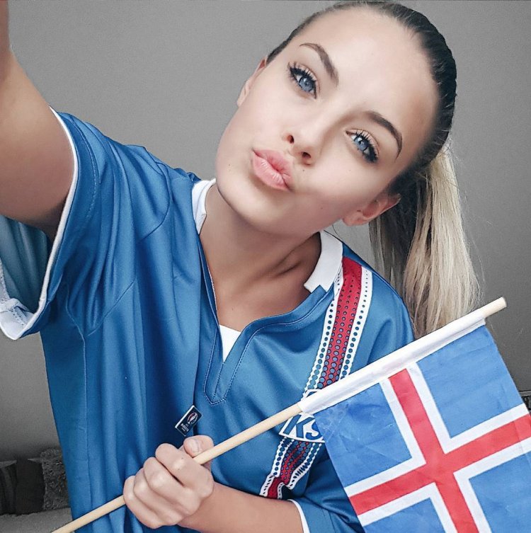 Girls from Iceland