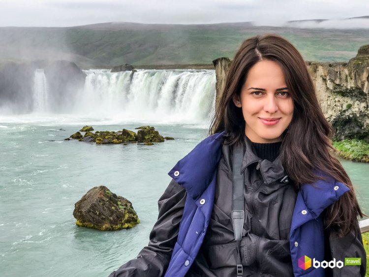 Elena Losievskaya Iceland