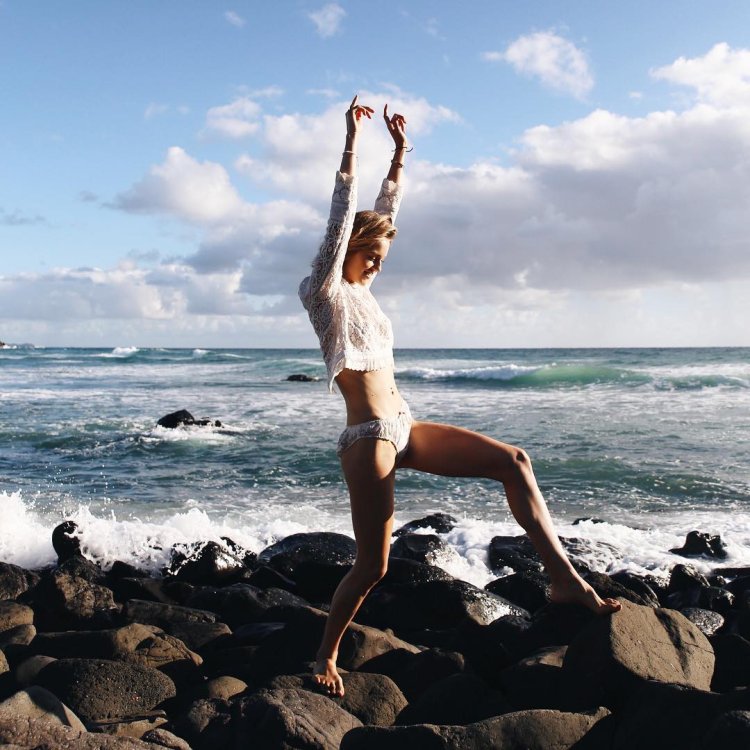 Isabelle Kornish Feet