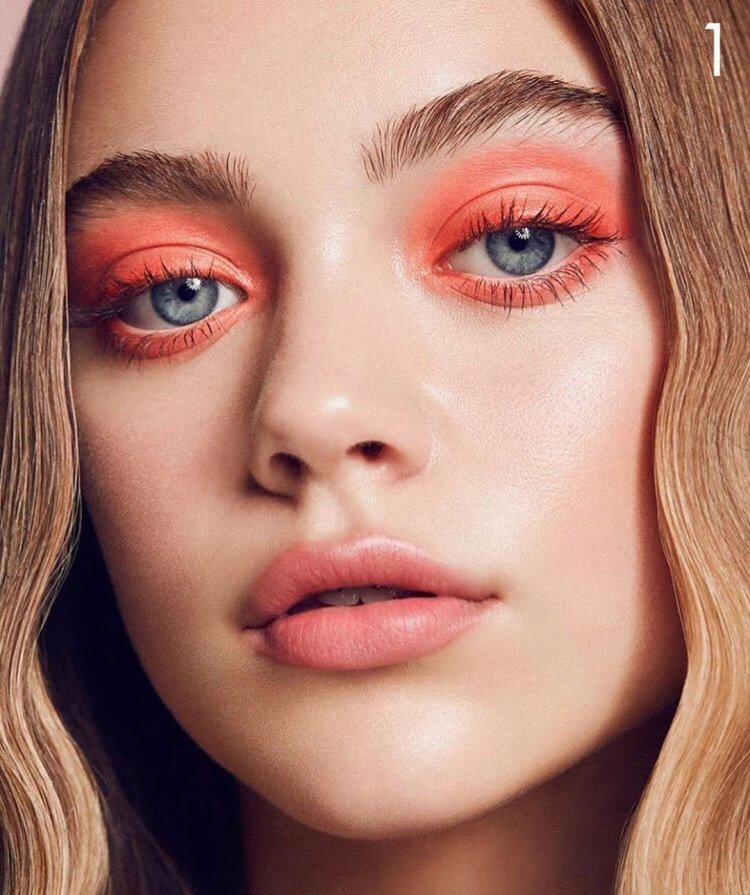 Makeup in coral shades