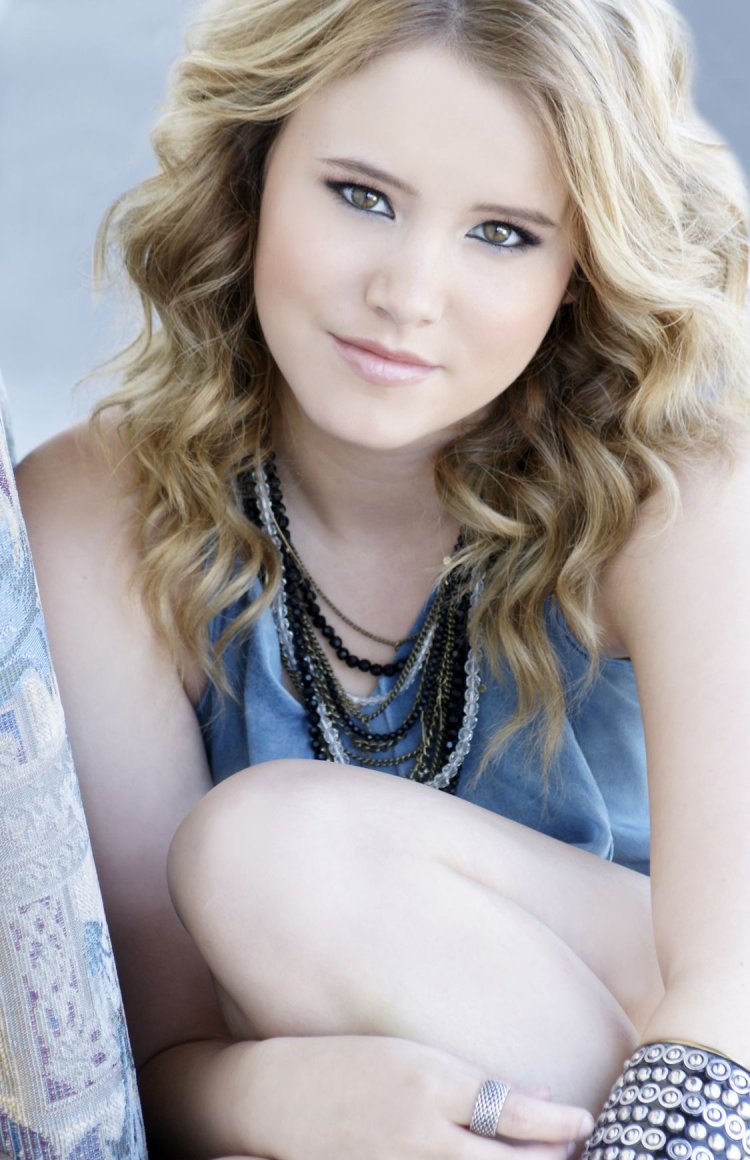 Taylor Spreetler Melissa and Joey