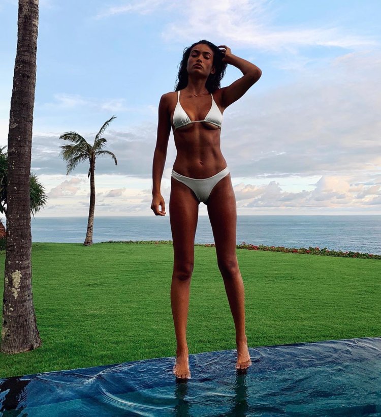 Kelly Gale Figure