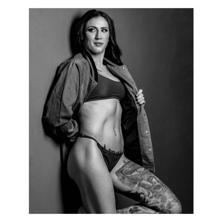 Megana MMA Megan Anderson