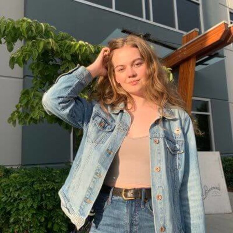 Megan Charpentier Feet