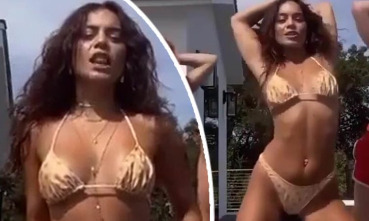 Naked Vanessa Hajens Naked