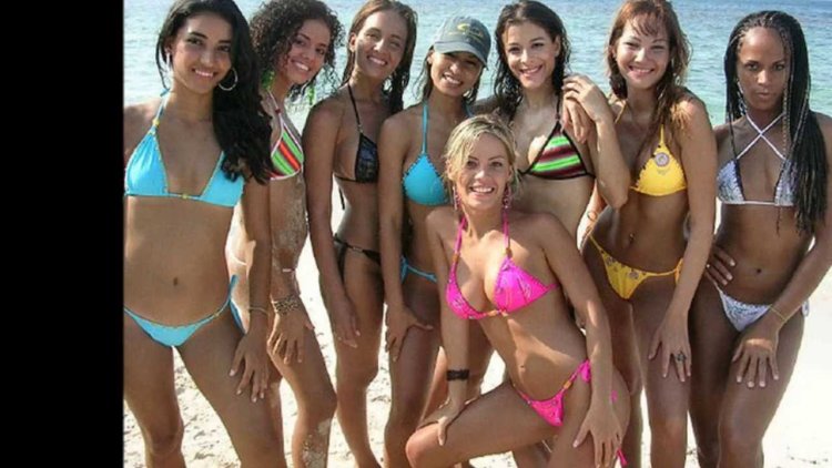 Teenager Brazili Bikini