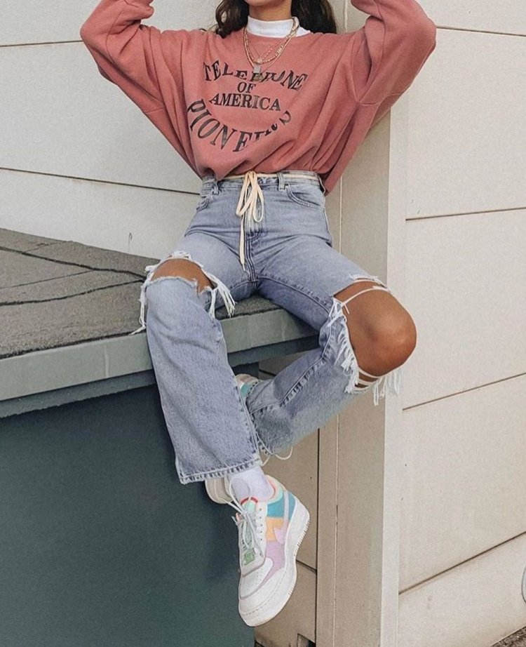 Aesthetic clothing for teenagers