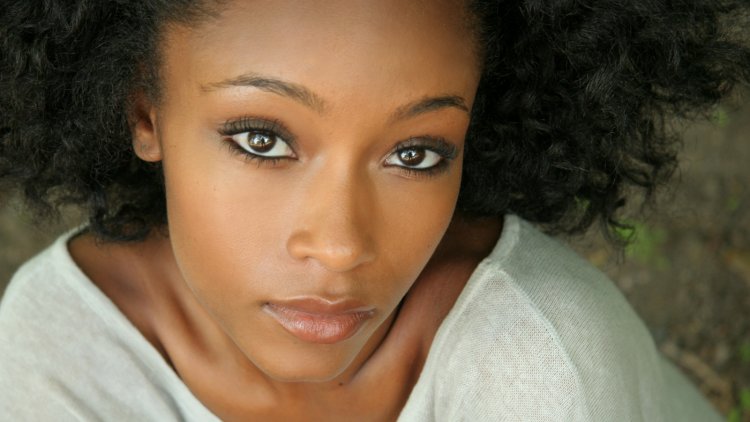 Daniel Nicole model mulatto