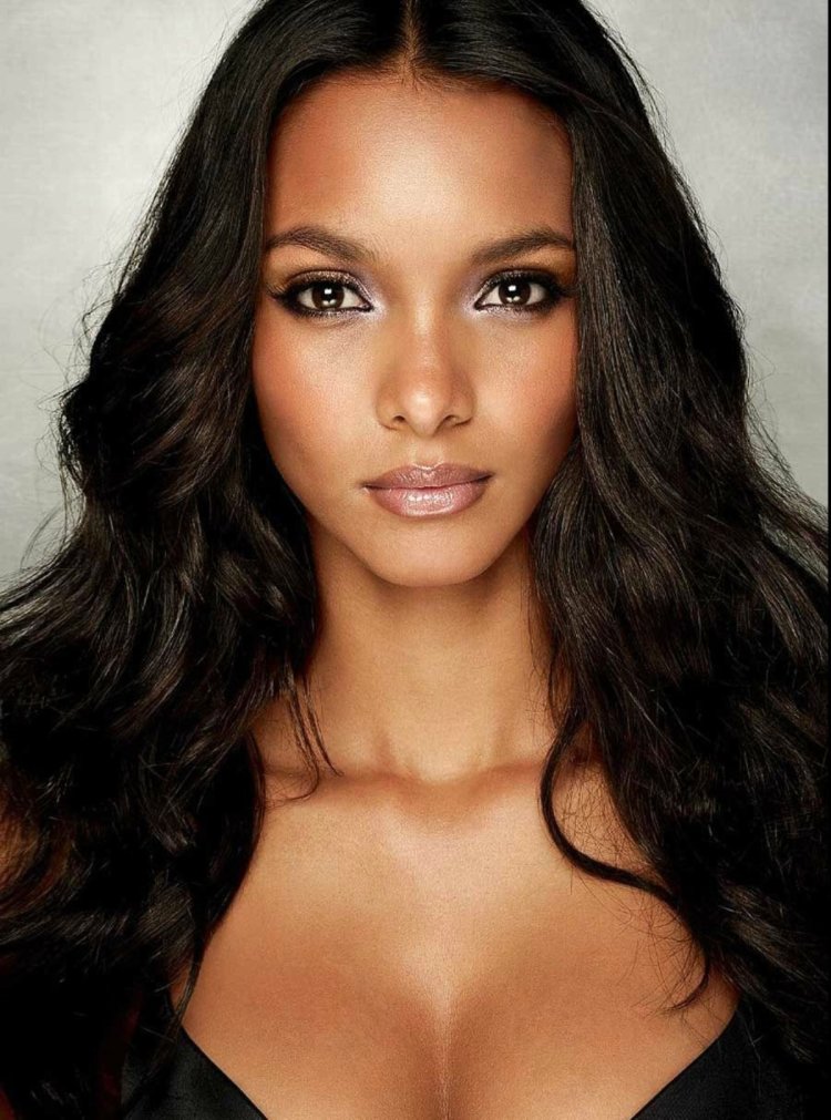 Amara la Negra in a swimsuit