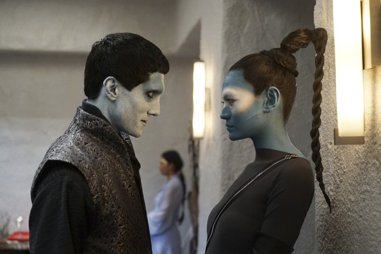 Florence Vanida Favr Sinara