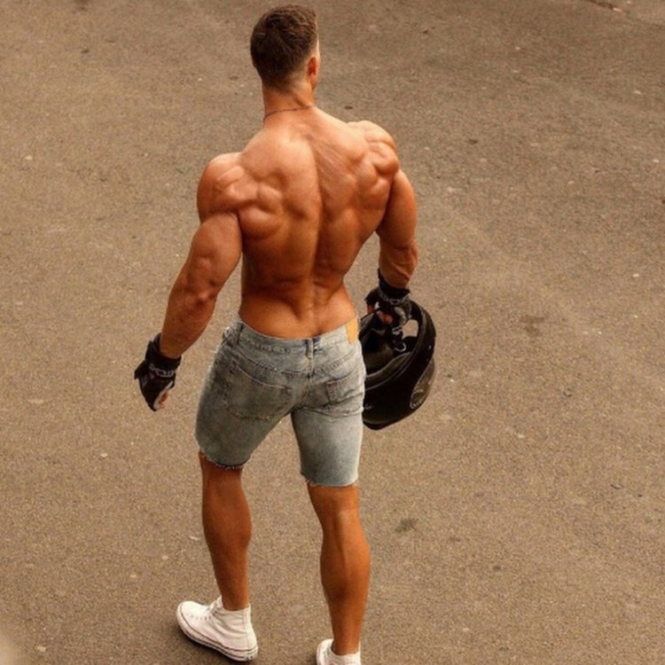 The pumped back on the side