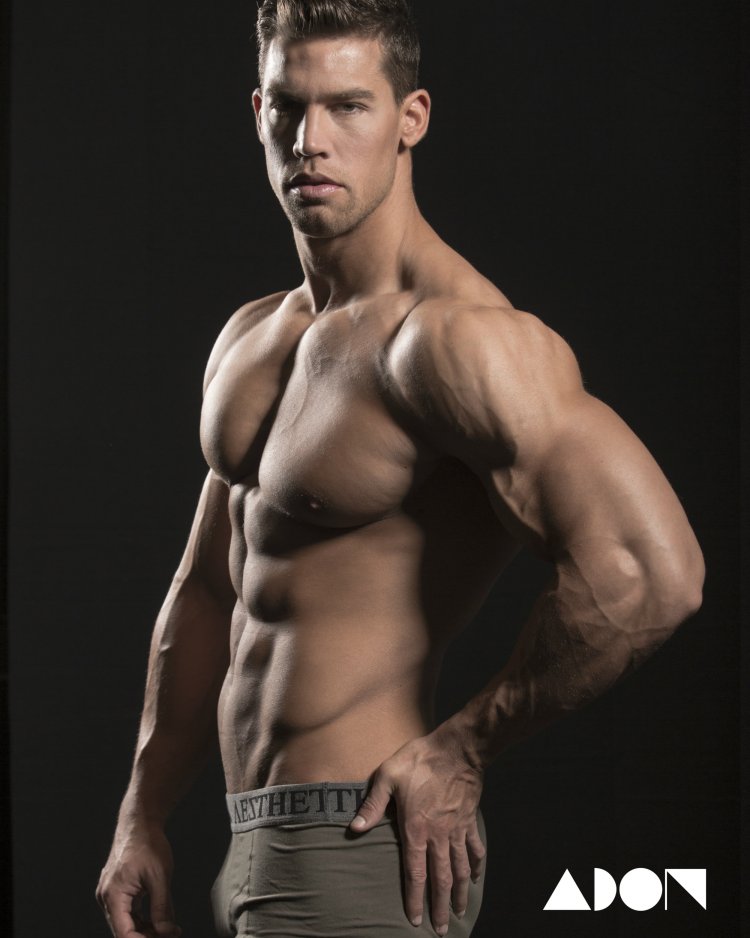 Kris Evans Bodybuilder