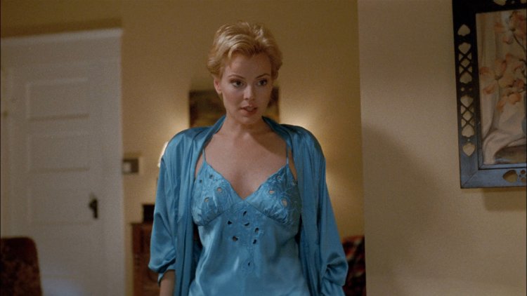 Gale about Grady bed scenes