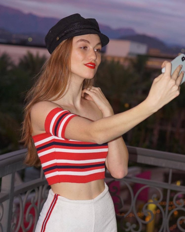 Madison Lintz hot photos