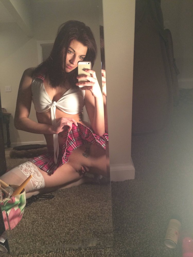 Selfie kuni from social networks