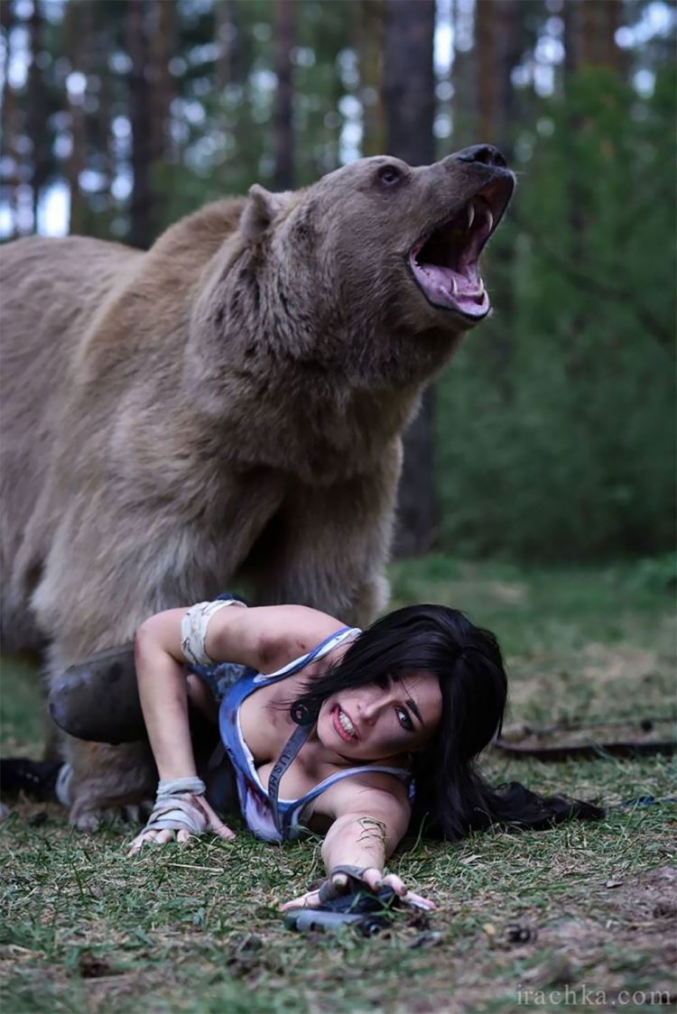 Irina Meyer with a bear cosplay