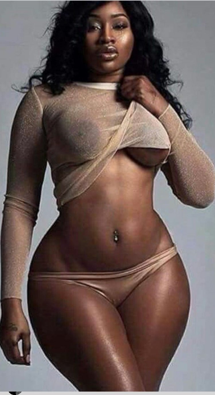 Bimbo Brunettes with big hips