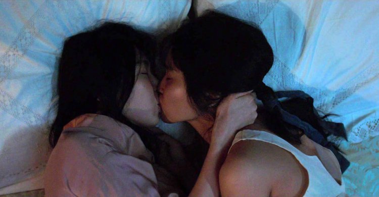 Kim Min Hi and Kim Tae Ri, "Handicop"