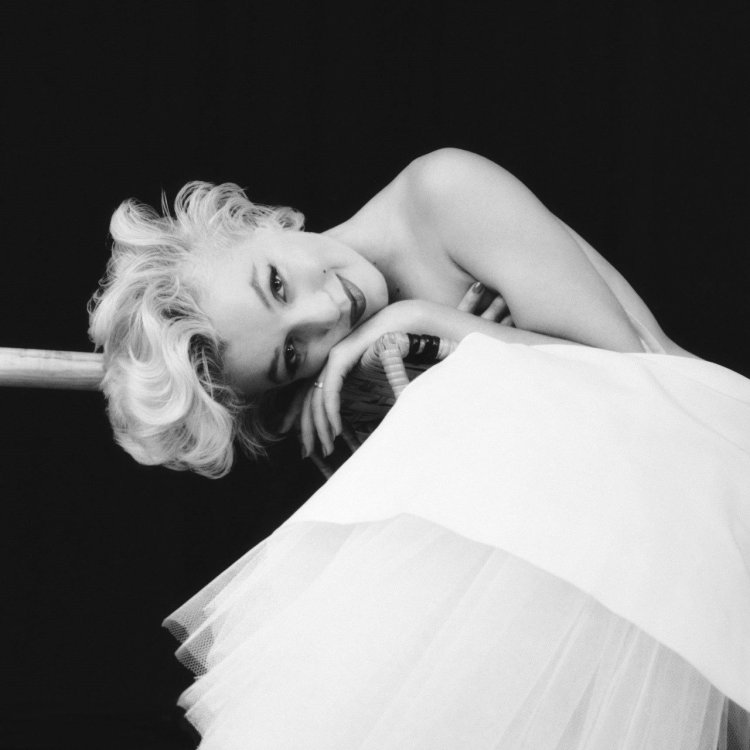 Marilyn Monroe photo shoot Milton Green