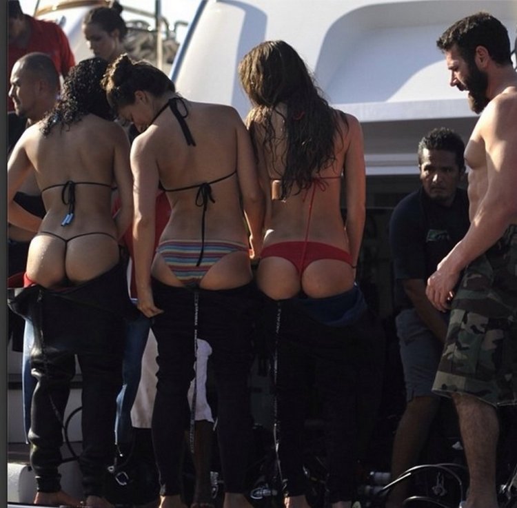 Dan Bilzerian with girls