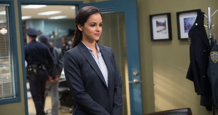 Melissa Fumero Brooklyn 9 9