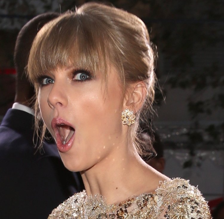 Taylor Swift Mouth