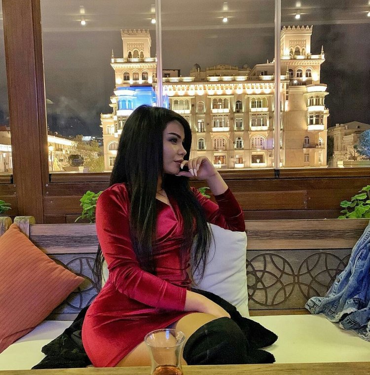 Girls in Baku