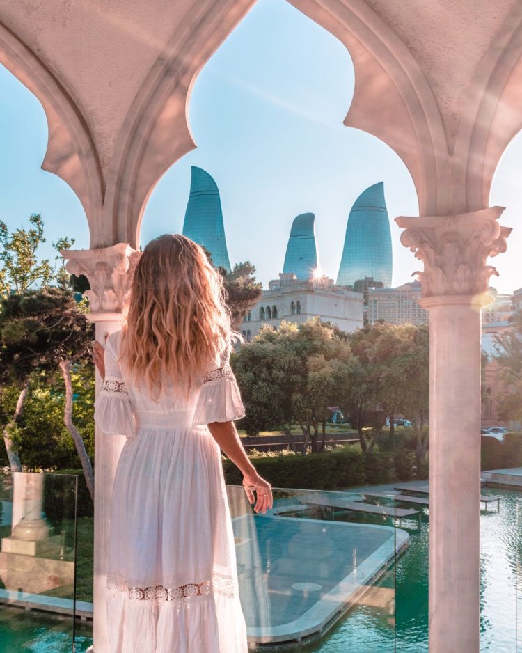 Follow me Azerbaijan