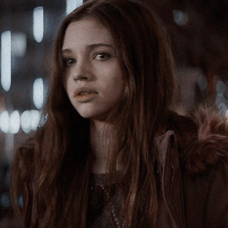 India Eisley in life