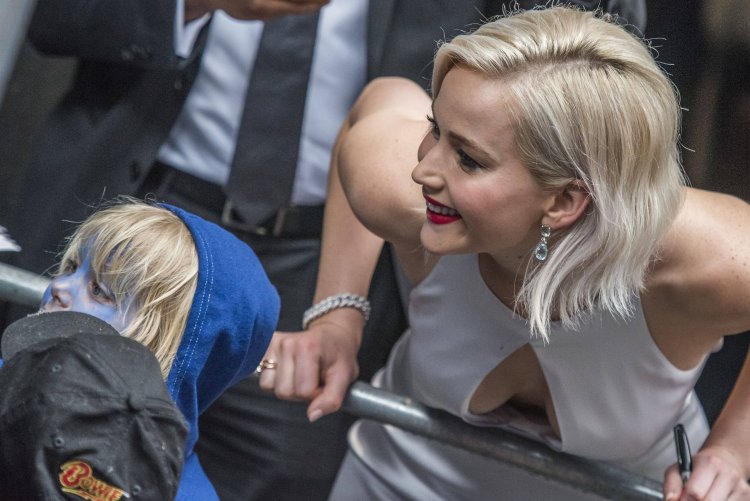 Jennifer Lawrence UPS