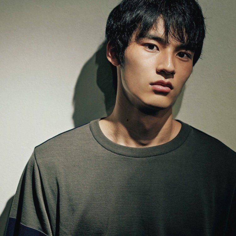 Okada Kenshi (Okada Kenshi)