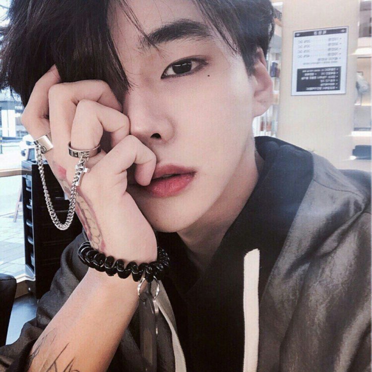 Korean Ulzzang Boy Kim