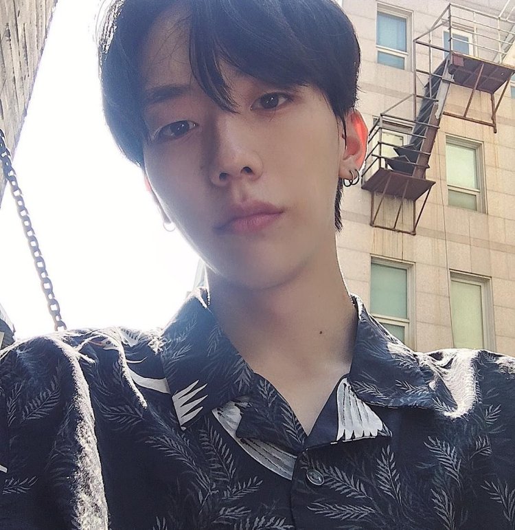 Beautiful guys Koreans 20 years old