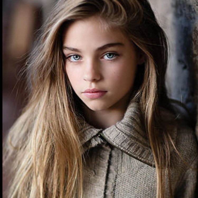 Laneya Grace and Jade Weber