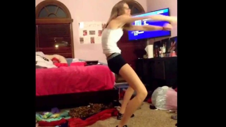 Anorexica dancing Tverk