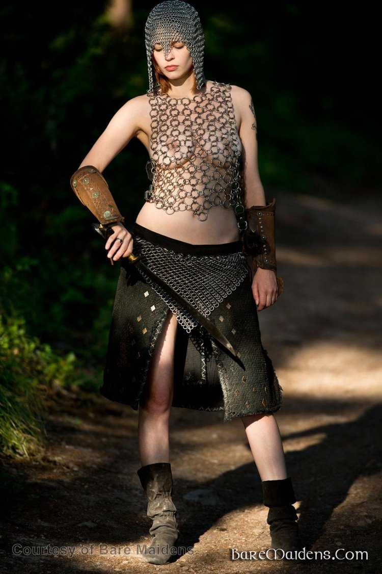 Art Erotic Fantasy Baremaadens 2012 April