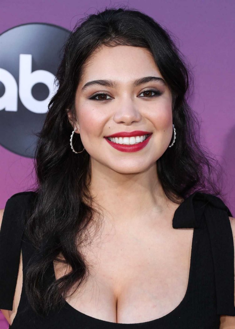Auli'i Cravalho