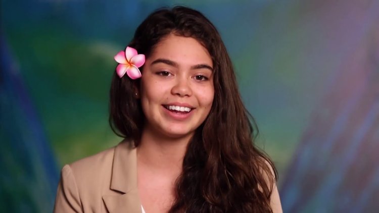 Aulia Kravalo Cartoon