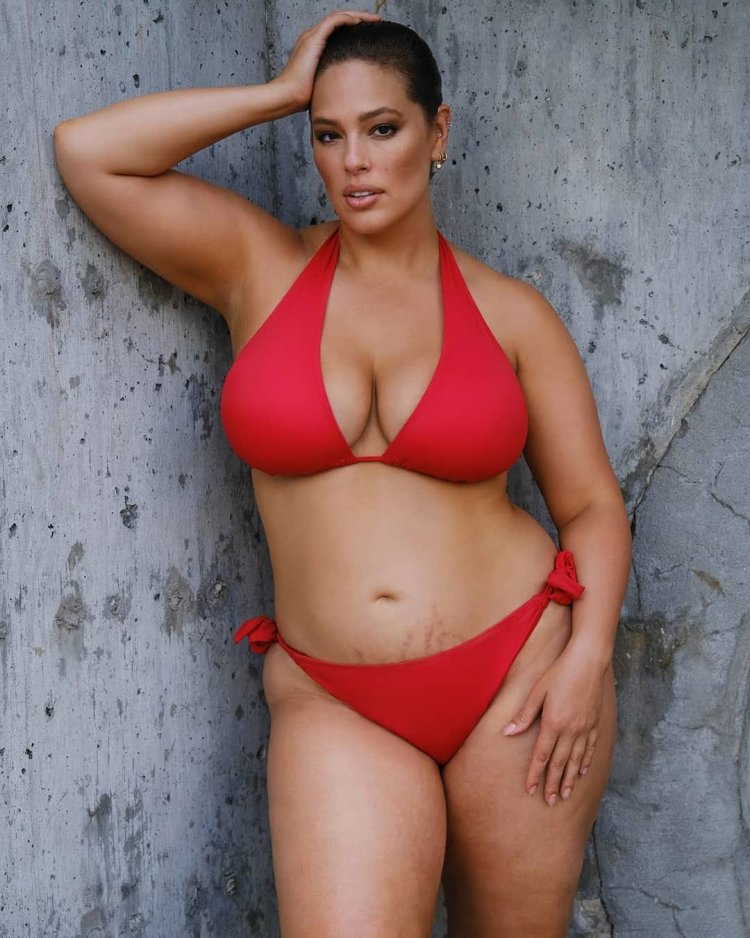 Model Plus-Sayz Ashley Graham