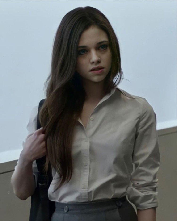 India Eisley