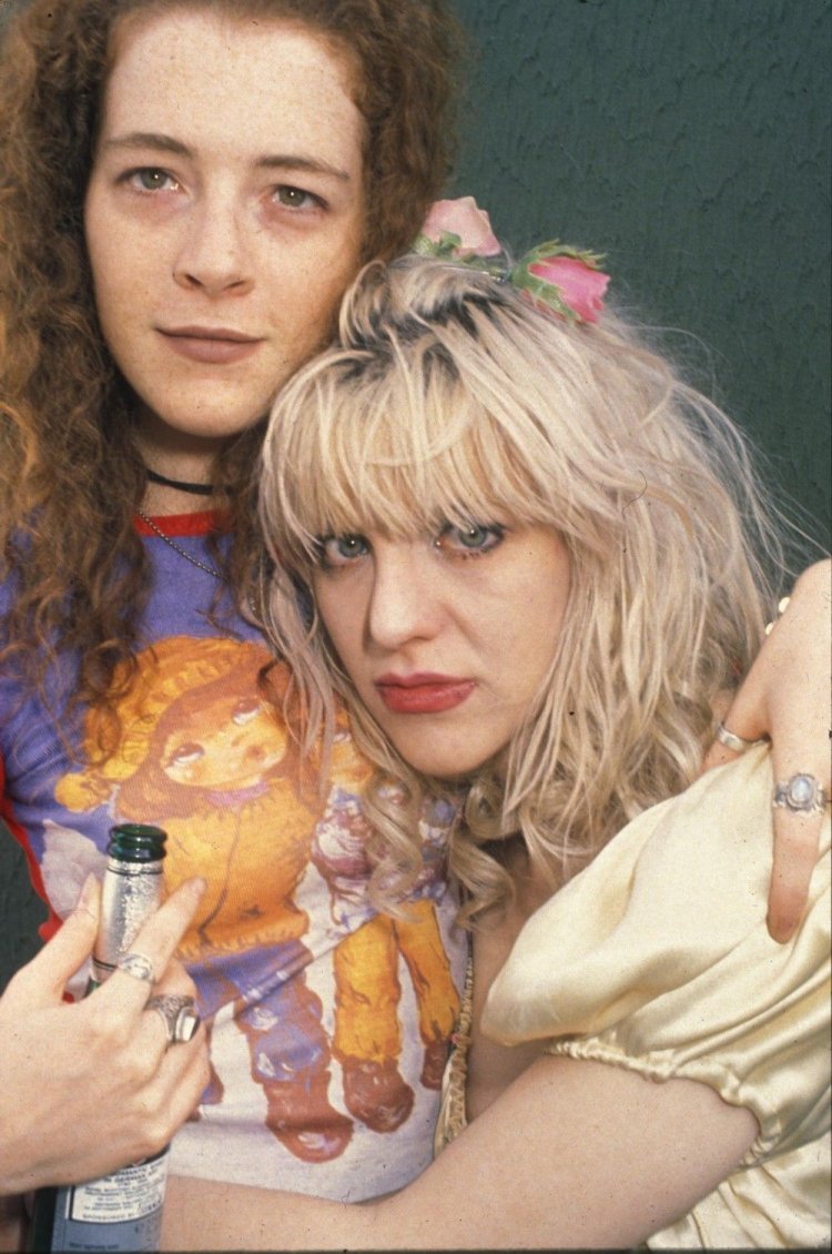 Melissa Auf Der Maur and Courtney Love