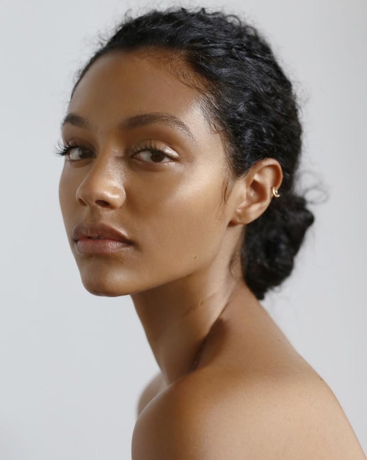 Girl of a Negroid race