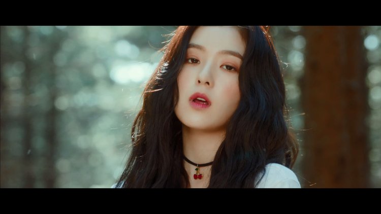 Red Velvet Kukkom Kingdom