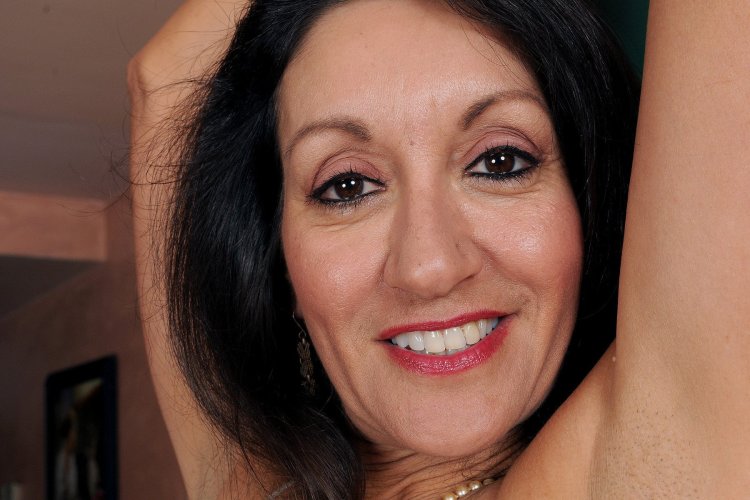 Persia Monir Housewives