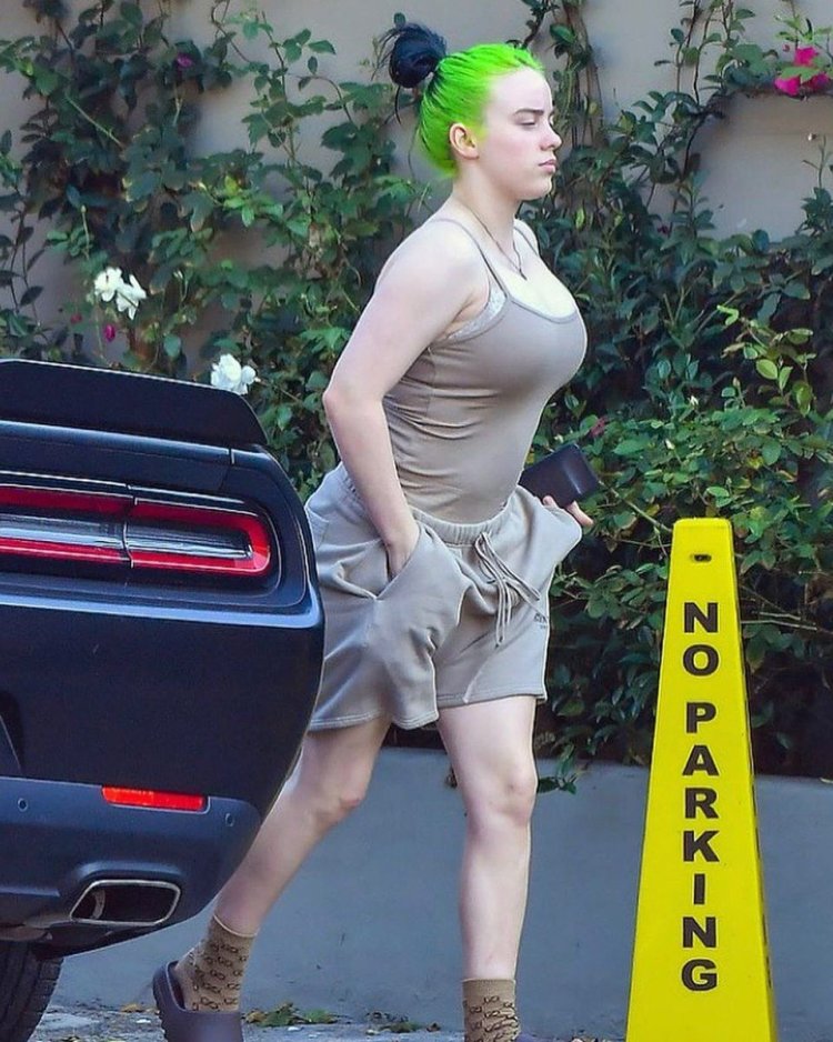 Bailey Eilish Figure