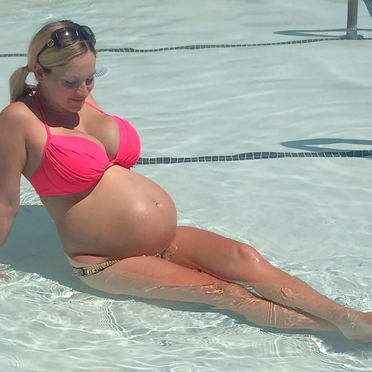 Pregnant busty girl