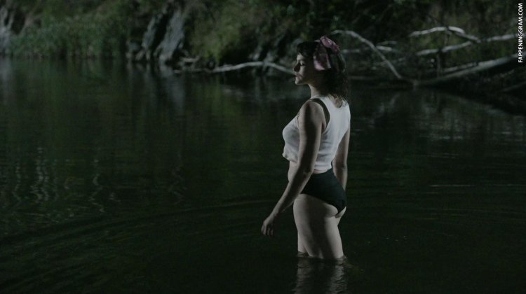 Hannah Mikuts in a swimsuit