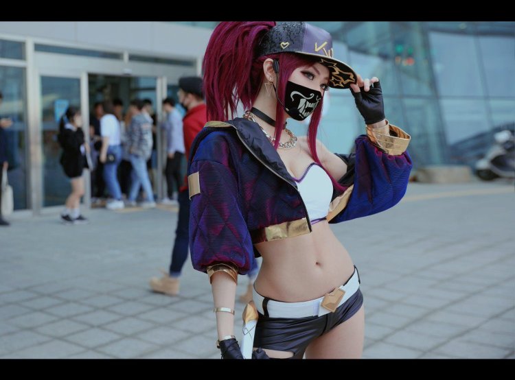 Akali lol cosplay
