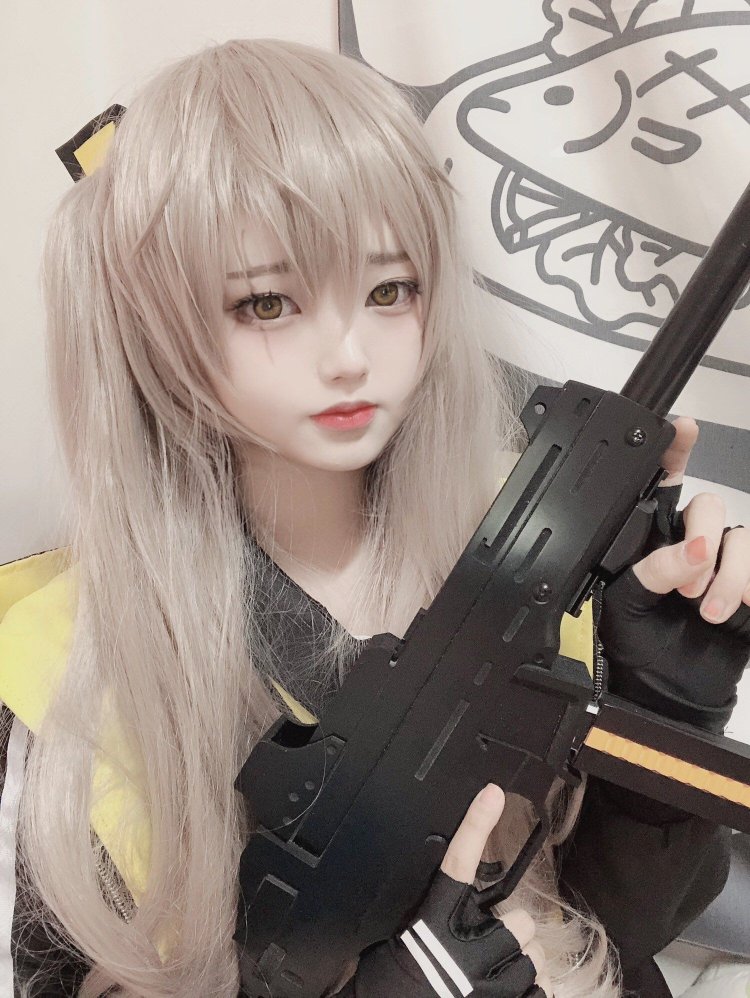 Beautiful Koreans cosplay