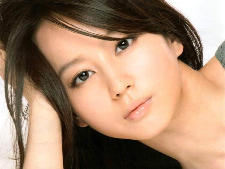 Maki Mori Japanese Power